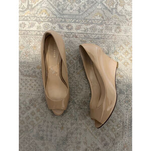 Women's Cole Haan Beige Patent Leather Peep Toe Wedges Size 8.5